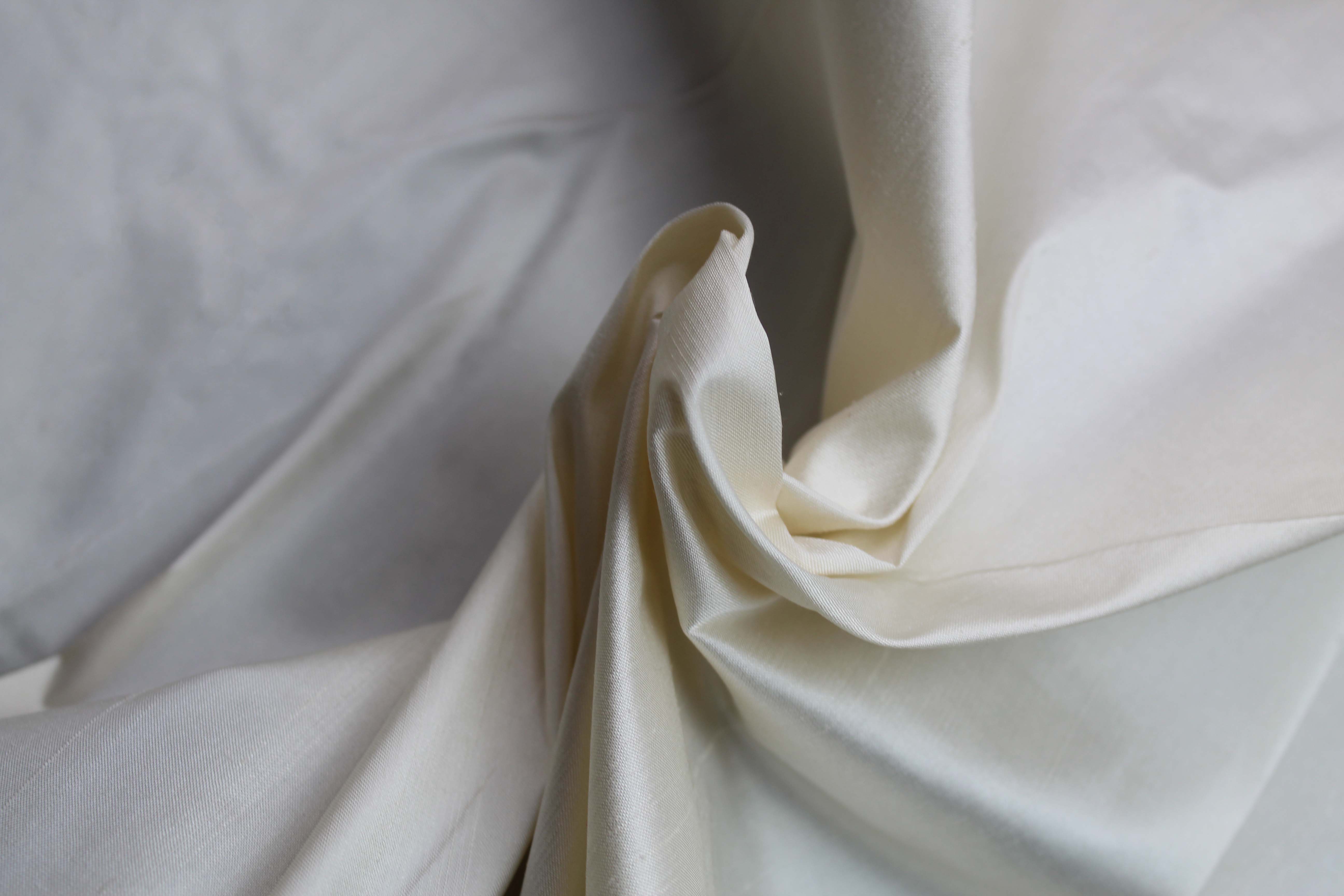 SILK DUPION 150cm - IVORY